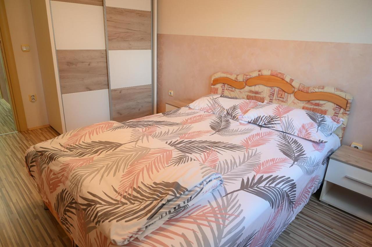 Mb Apartments Jagodina Buitenkant foto