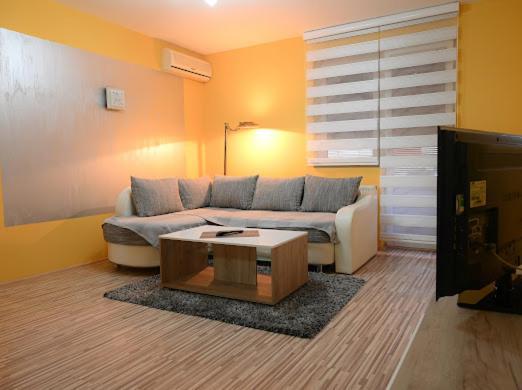 Mb Apartments Jagodina Buitenkant foto