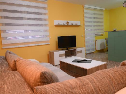 Mb Apartments Jagodina Buitenkant foto