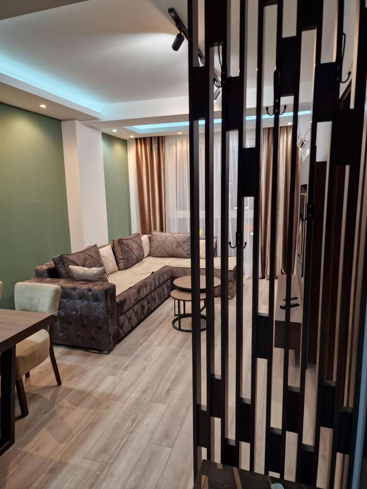 Mb Apartments Jagodina Buitenkant foto