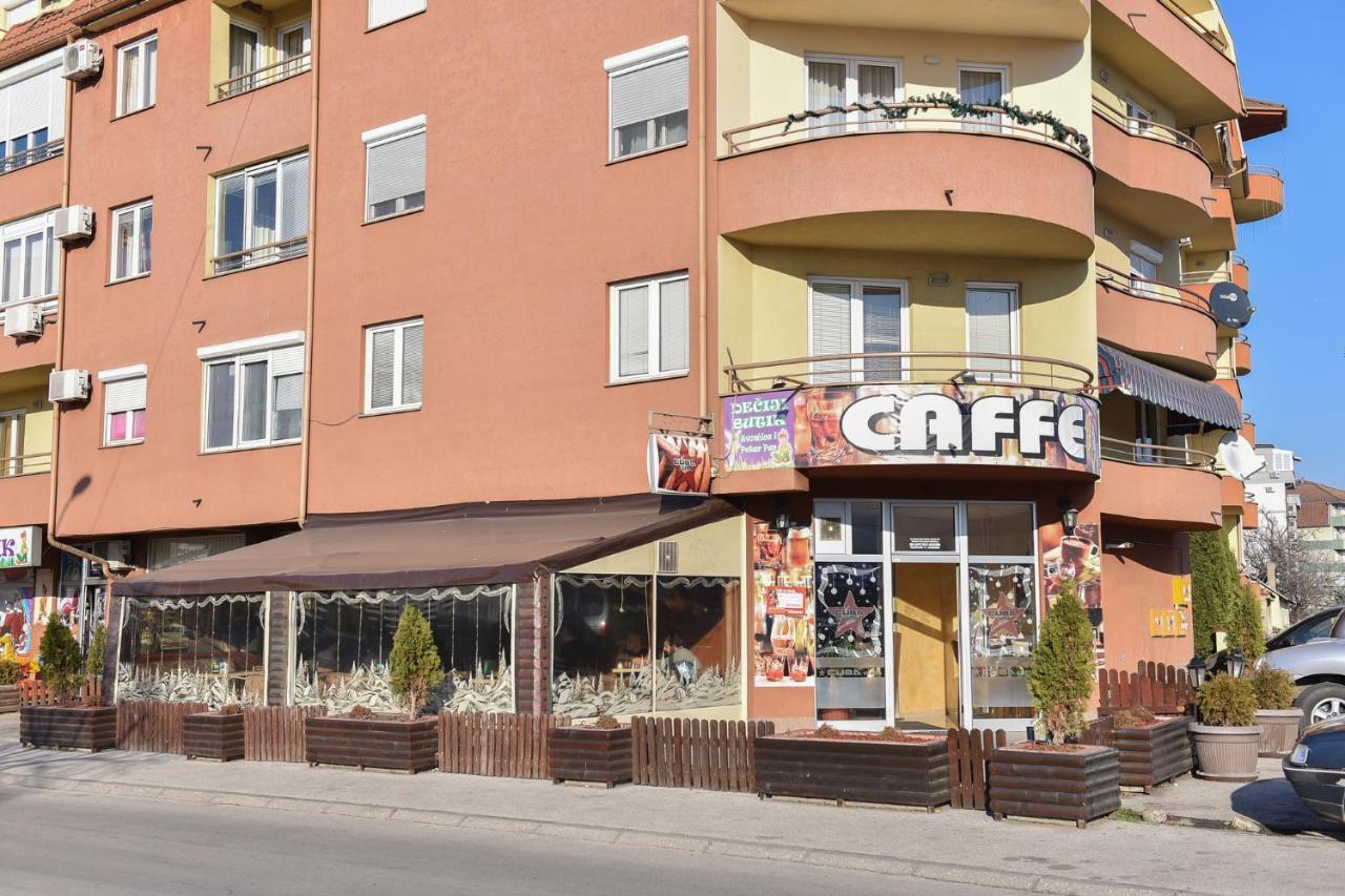 Mb Apartments Jagodina Buitenkant foto